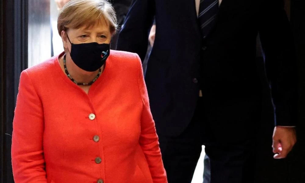 Κορονοϊός Γερμανία: Λουκέτο στα μπαρ ζητάει η Μέρκελ